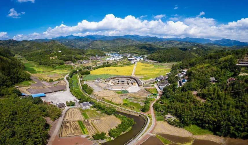 美丽河湖建设现成效 谱写水清景美新篇章